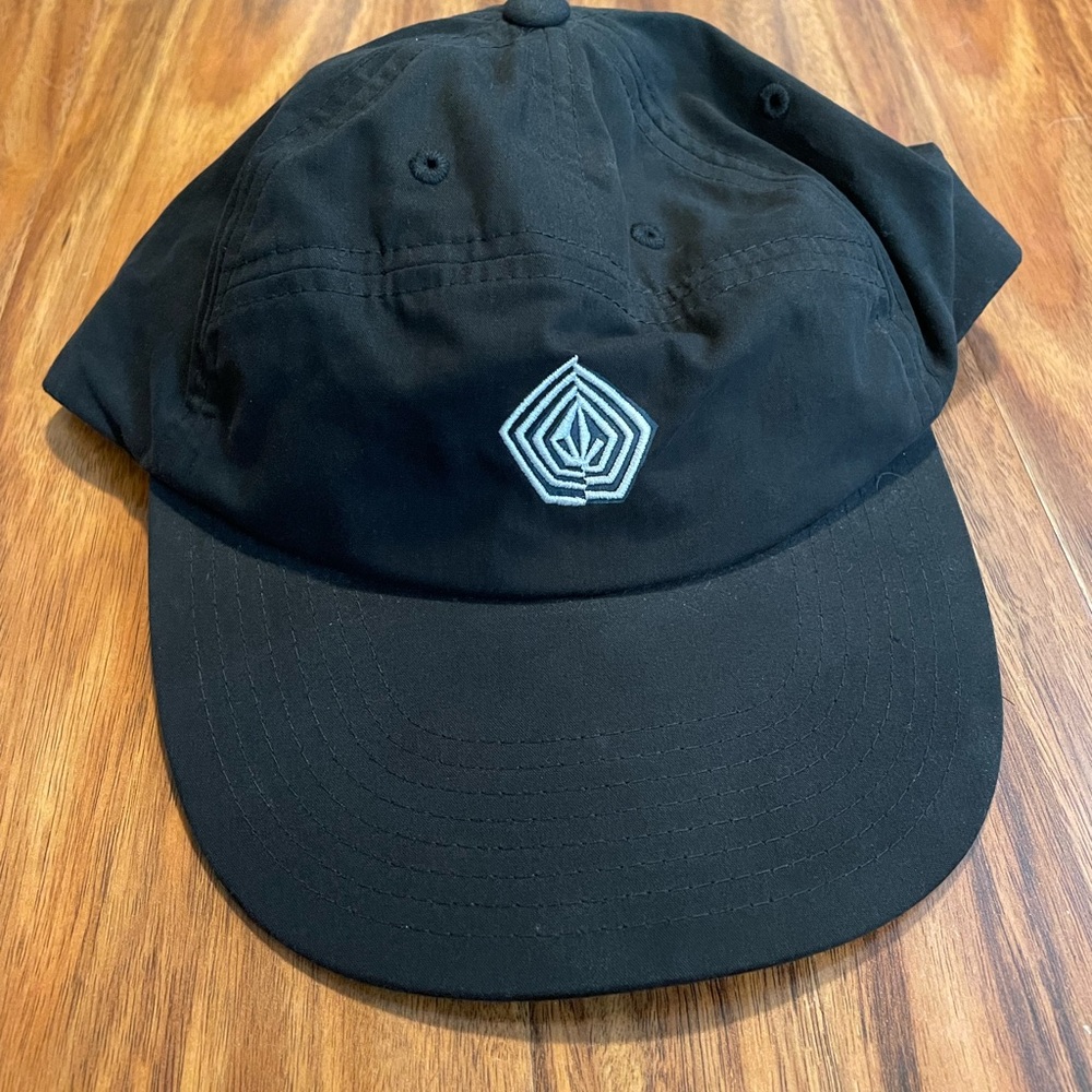 Volcom 5 panel hat